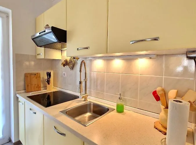 Cozy One-bedroom * Башка